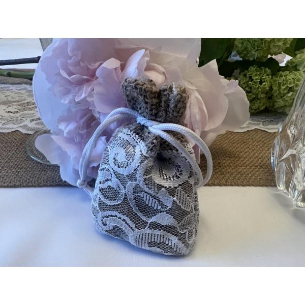 Bourse jute et dentelle 5 pièces