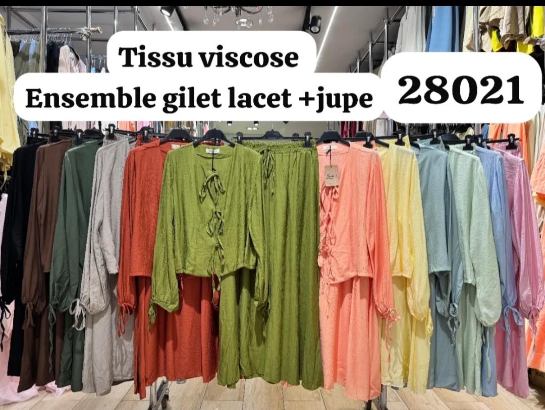 Ensembe jupe avec Noeud